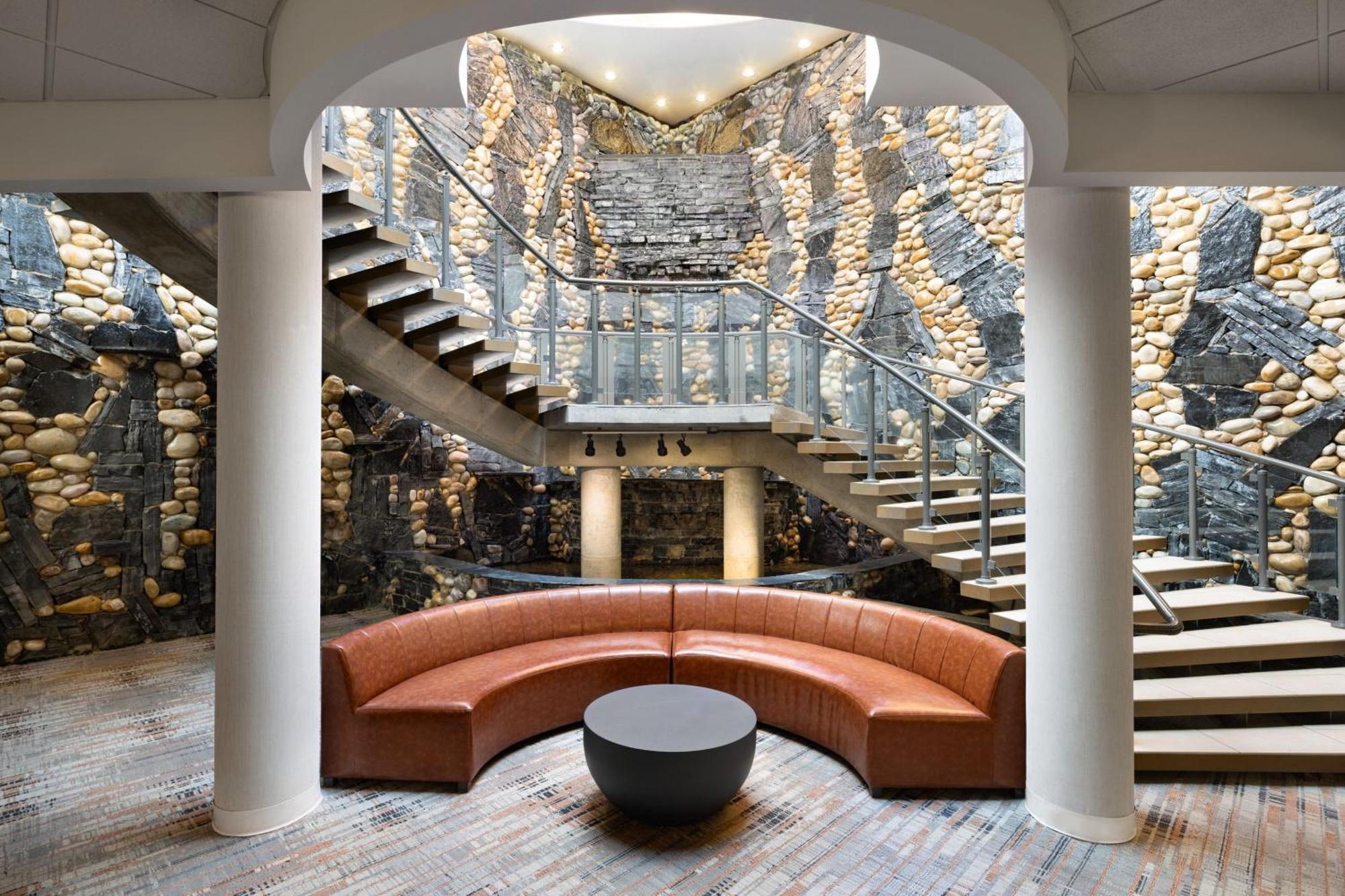 Four Points By Sheraton Edmonton South Bagian luar foto