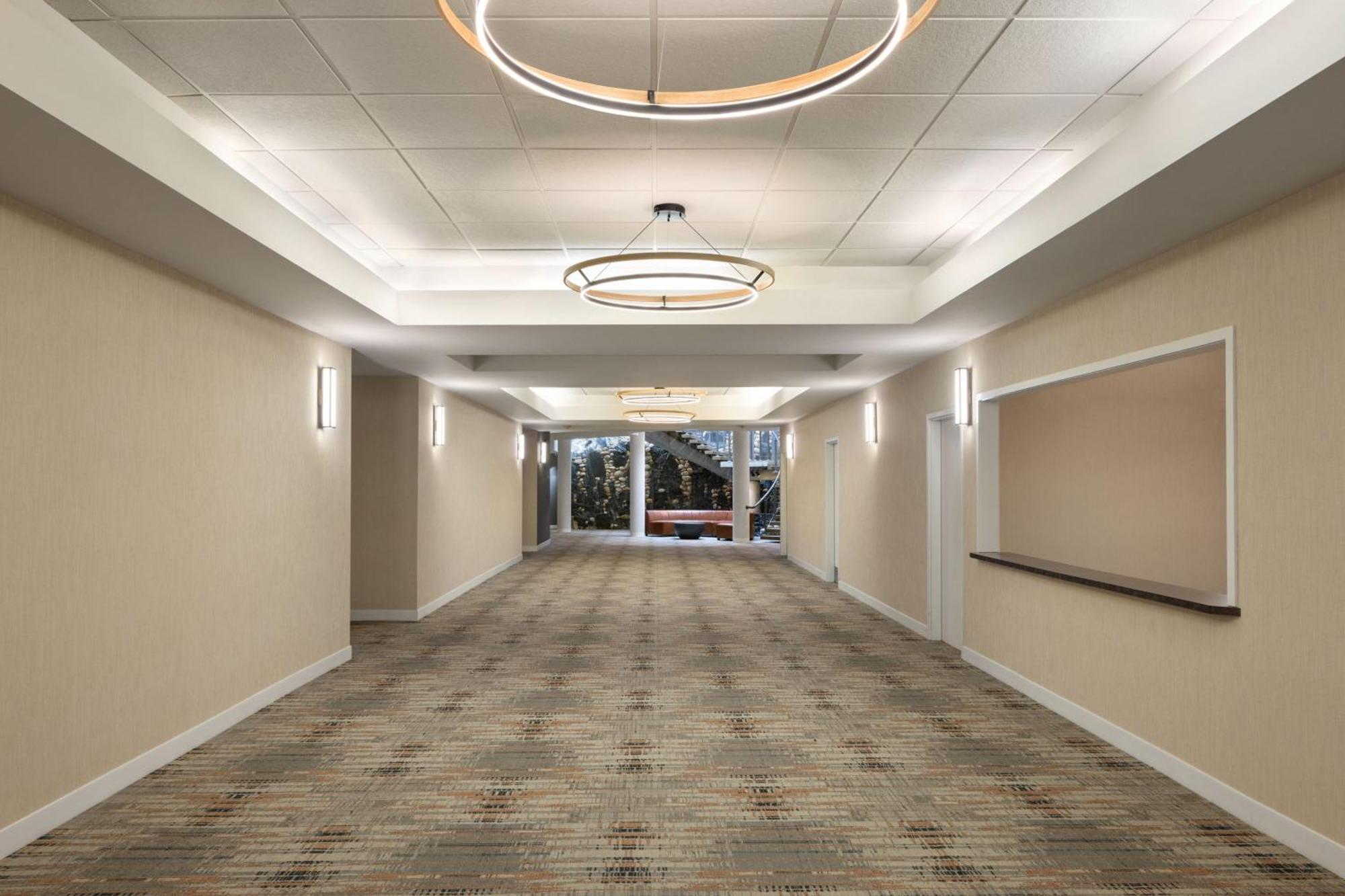 Four Points By Sheraton Edmonton South Bagian luar foto