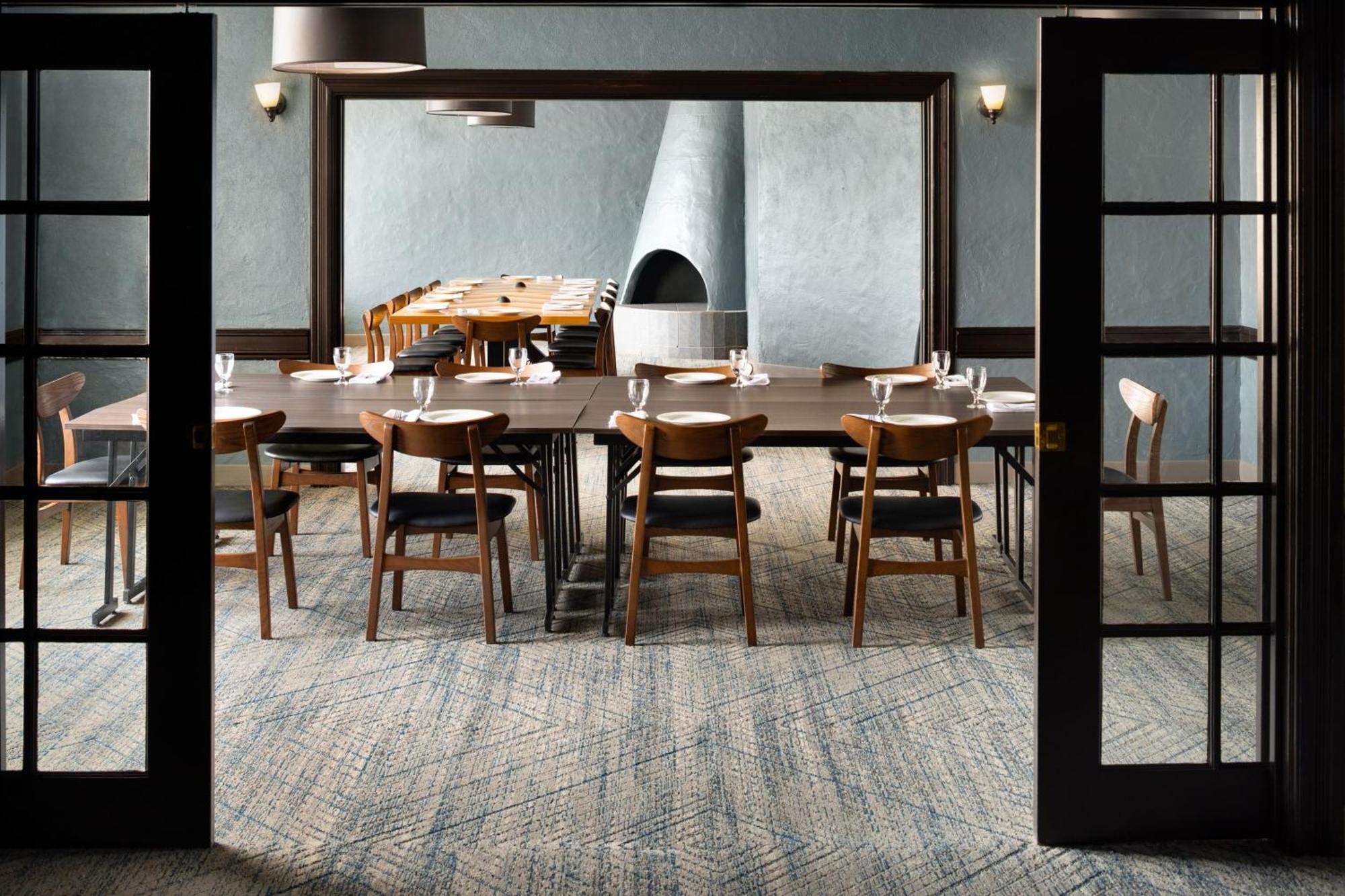 Four Points By Sheraton Edmonton South Bagian luar foto